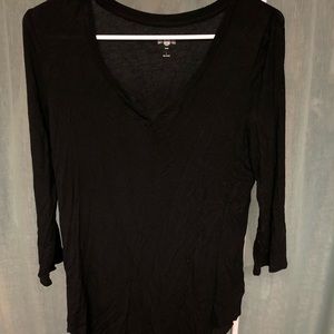 Black 3/4 length shirt